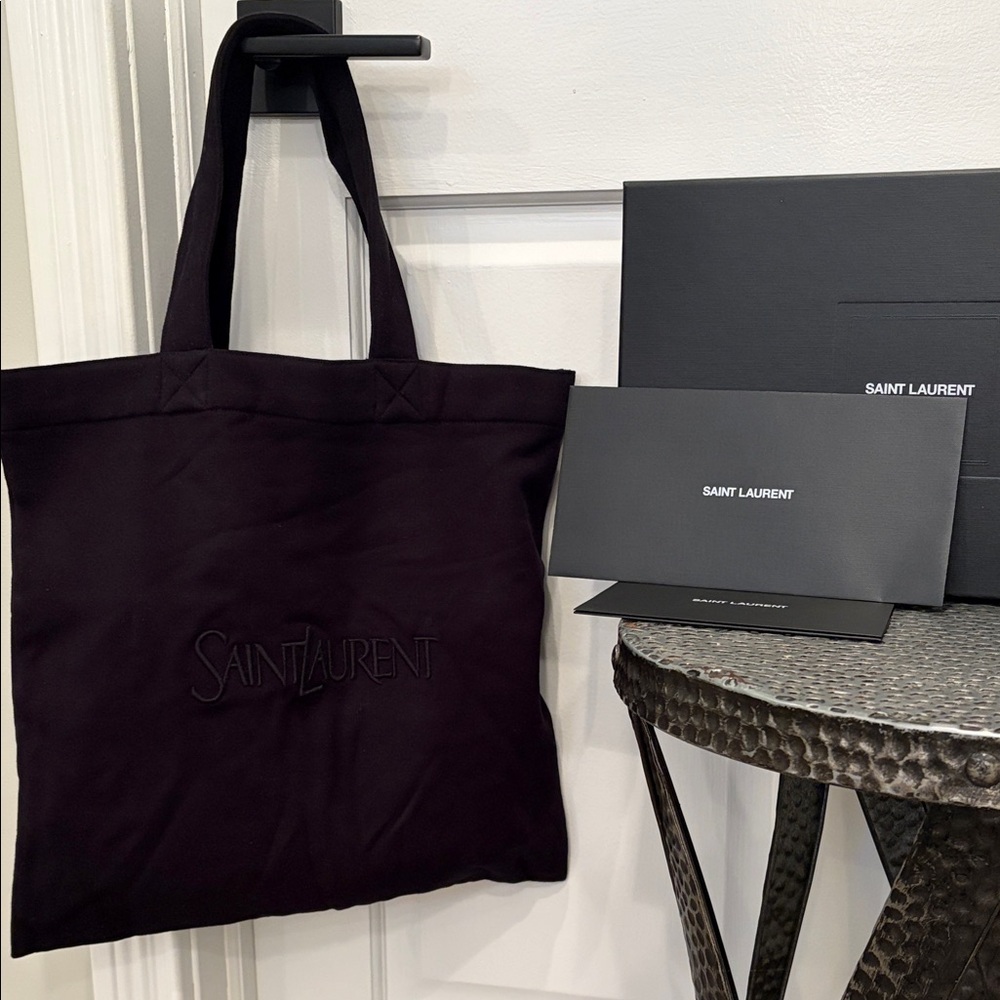 Saint Laurent Black Embroidered Logo Tote Bag in Black Fleece 100% Cotton